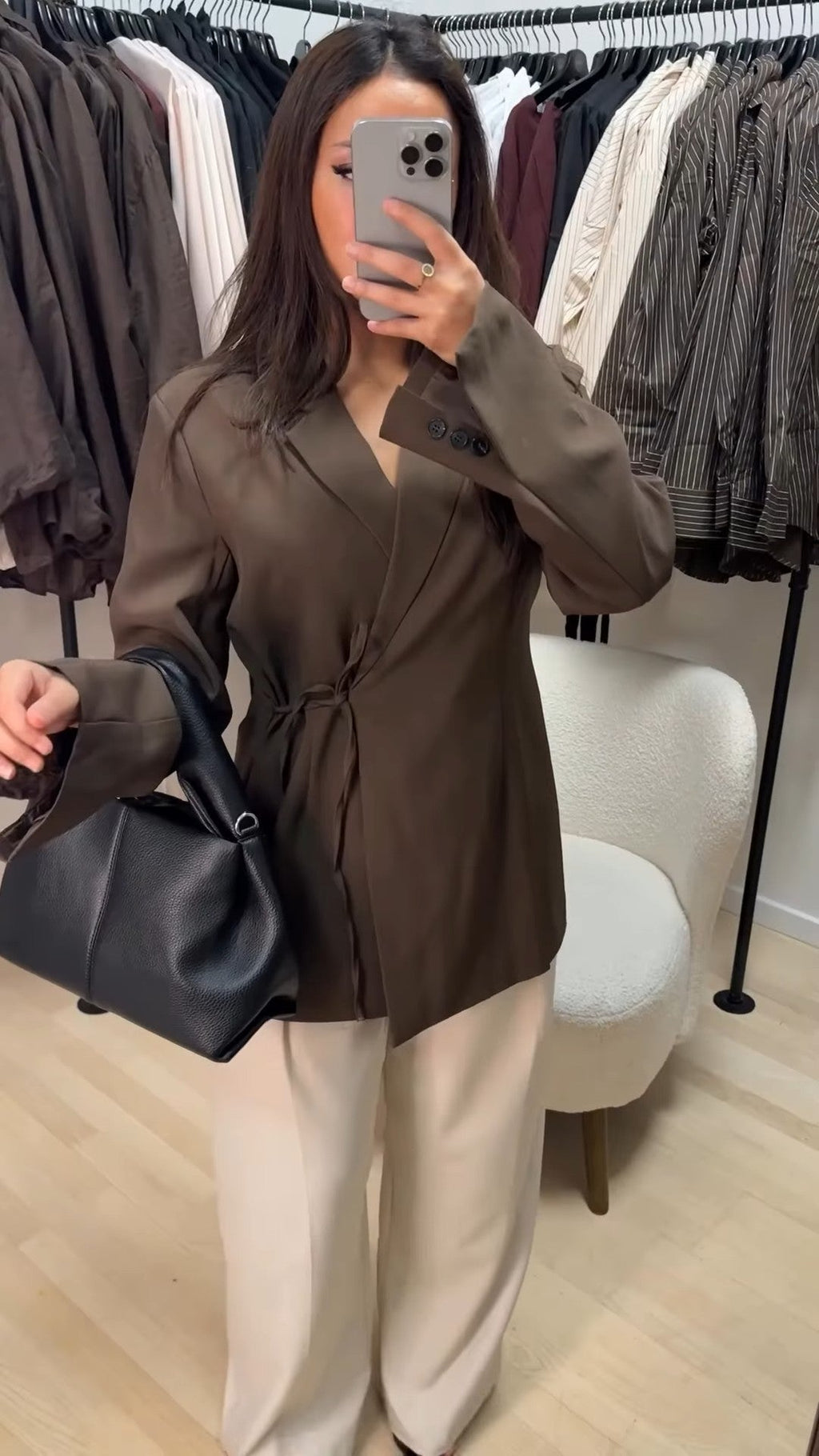 Lang blazer med bindebånd